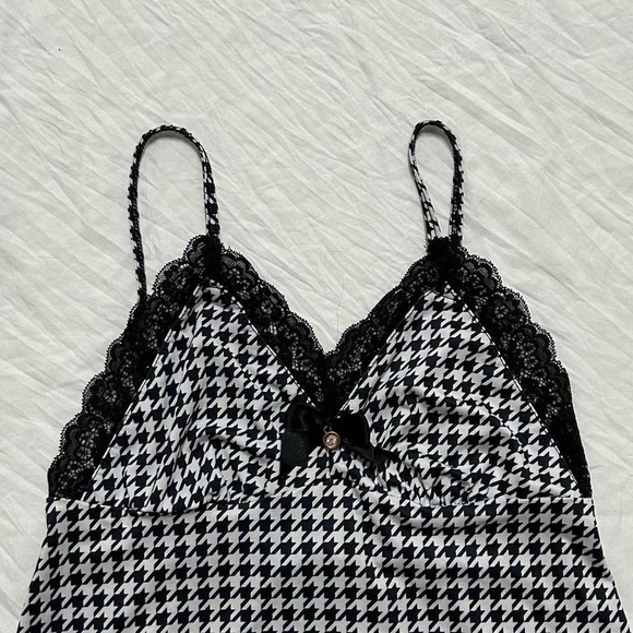 houndstooth pattern cami top - Picture 7 of 7